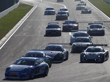 Autósport: a hét végén 12 órás verseny a Hungaroringen