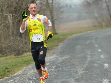 Bogár és Druskó a 100 km-es futóverseny győztesei