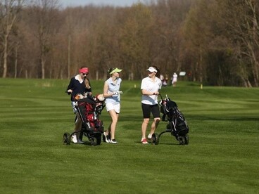 Golf: kettős cseh diadal Tatán, jövőre újra jönnek