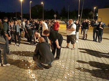 Busztragédia: Emmi is kinyilvánította részvétét, győri emlékezés és gyertyagyújtás