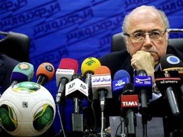 Szerződést hosszabbított a FIFA és az adidas