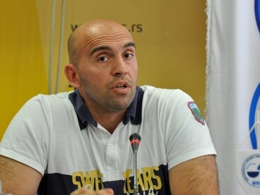 A szerb válogatott segédedzője a román kapitány
