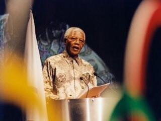 Az olimpiai mozgalom Nelson Mandelát gyászolja