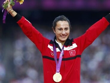 Felmentették a doppingvád alól az olimpiai bajnok atlétát