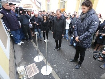 Emléktáblát avattak a Cozma-gyilkosság helyszínén