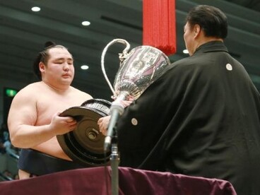 Szumó: 2003 óta nincs japán nagybajnok, mongol a jokozuna