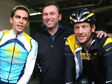 Kerékpár: tíz év eltiltást kapott Armstrong volt csapatfőnöke