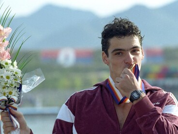 A kétszeres olimpiai bajnok kajakos, Gyulay Zsolt ötvenéves