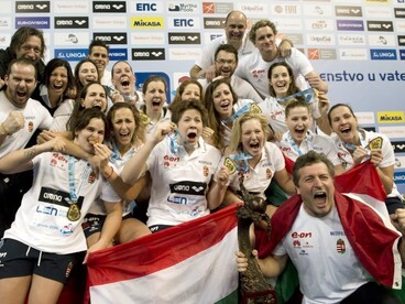 Európa-bajnok és olimpiai résztvevő a magyar női vízilabda-válogatott - 76-nál tartunk!