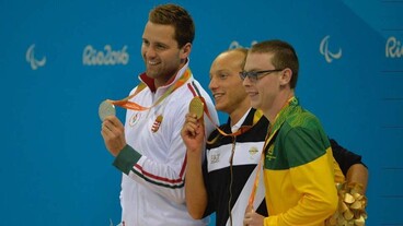 Sors Tamás ezüst-, Pap Bianka bronzérmes a paralimpián