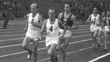 Az első nap a melbourne-i olimpián: ezüstérmes Kovács József
