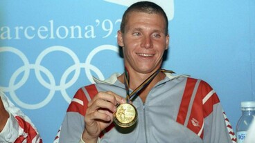 Darnyi Tamás világbajnoki sikerei olimpiai győzelmekkel értek fel