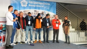 Olimpikonok a helyszínen, a MOB alelnöke nyitotta meg a Téli Sportágválasztót