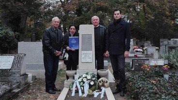 Békessy Béla kardvívó sírjánál emlékeztek Debrecenben