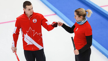 A magyar-kanadai curling vegyes páros is a legjobb 24 között folytathatja