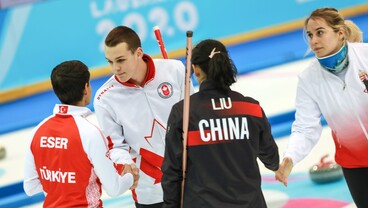 A magyar-kanadai curling vegyes páros akár az elődöntőért is küzdhet kedden