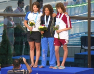 Temesszentandrási Eszter a 200m mellúszás eredményhírdetésénél