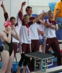 A női 4x100m-es gyorsváltó (Dobár Éva, Fölházi Zsófia, Kapás Boglárka, Bucz Ágnes)
