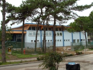 Az uszoda