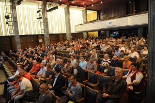 Edzői konferencia a MOM-ban