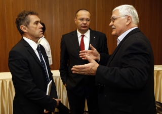 dr. Nébeld György, dr. Tóth Miklós, dr. Bodnár András