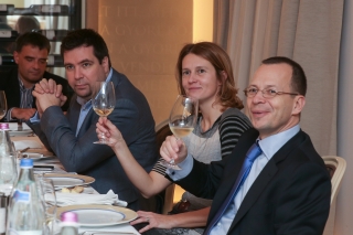Hivatal Péter, Rózsa Iván, dr. Máté Balázs és felesége (Telecom)