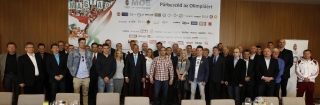 Az aláírásra 500 nappal a riói olimpia előtt került sor, így kvótaesélyes sportolókat is köszönthettek a részvevők