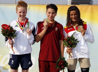 Késely Ajna - 200m pillangó -