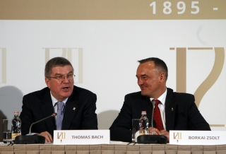 A sajtótájékoztatón Thomas Bach, Borkai Zsolt