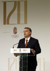 Orbán Viktor mondja köszöntőjét