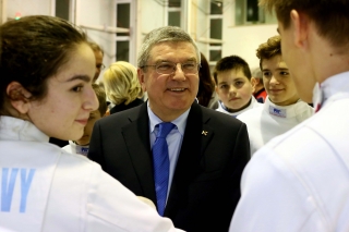 Thomas Bach a Vasas Pasaréti vívócsarnokában