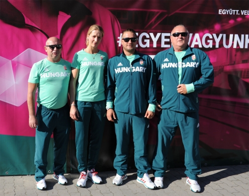 Kardvívók:Gárdos Gábor, Márton Anna, Decsi Tamás, Decsi István