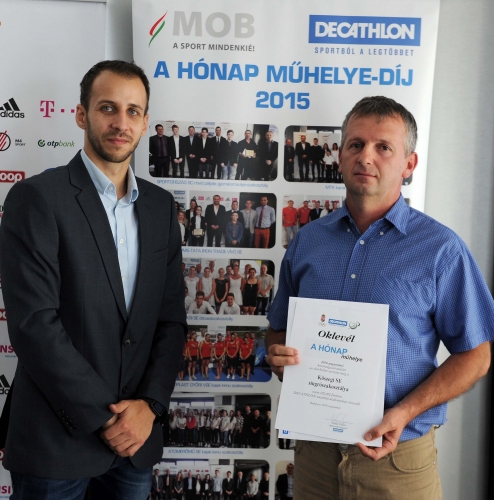 Vas Gábor, a Decathlon sportigazgatója és a Kőszegi SE síugró-szakosztályának vezetője, Szilágyi János