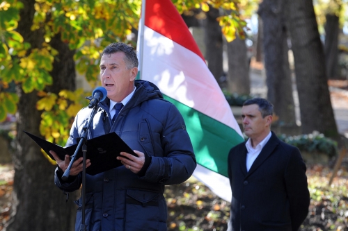 Szabó Bence