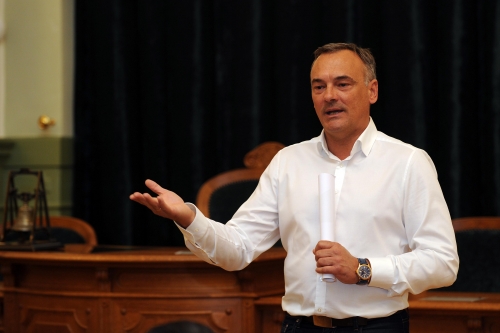 Borkai Zsolt köszöntötte a Tanácsháza dísztermében a szövetségek megjelent képviselőit