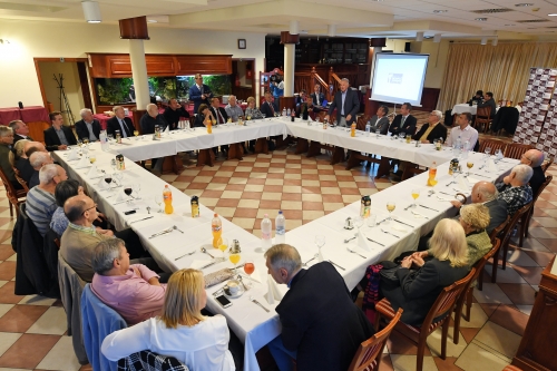 Magyar Olimpiai Bajnokok Klubja: Négy bajnok születésnapi köszöntése (2019.10.28.)