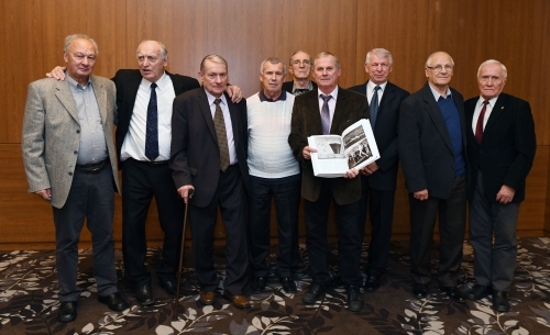 Nyugdíjas olimpiai érmesek karácsonyi köszöntése (Larus 2019.12.09.)