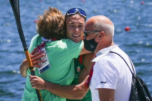 Tokió 2020 kajak-kenu döntők (férfi K1  1000m, C2 1000m, női K1 200m, K2 500m)