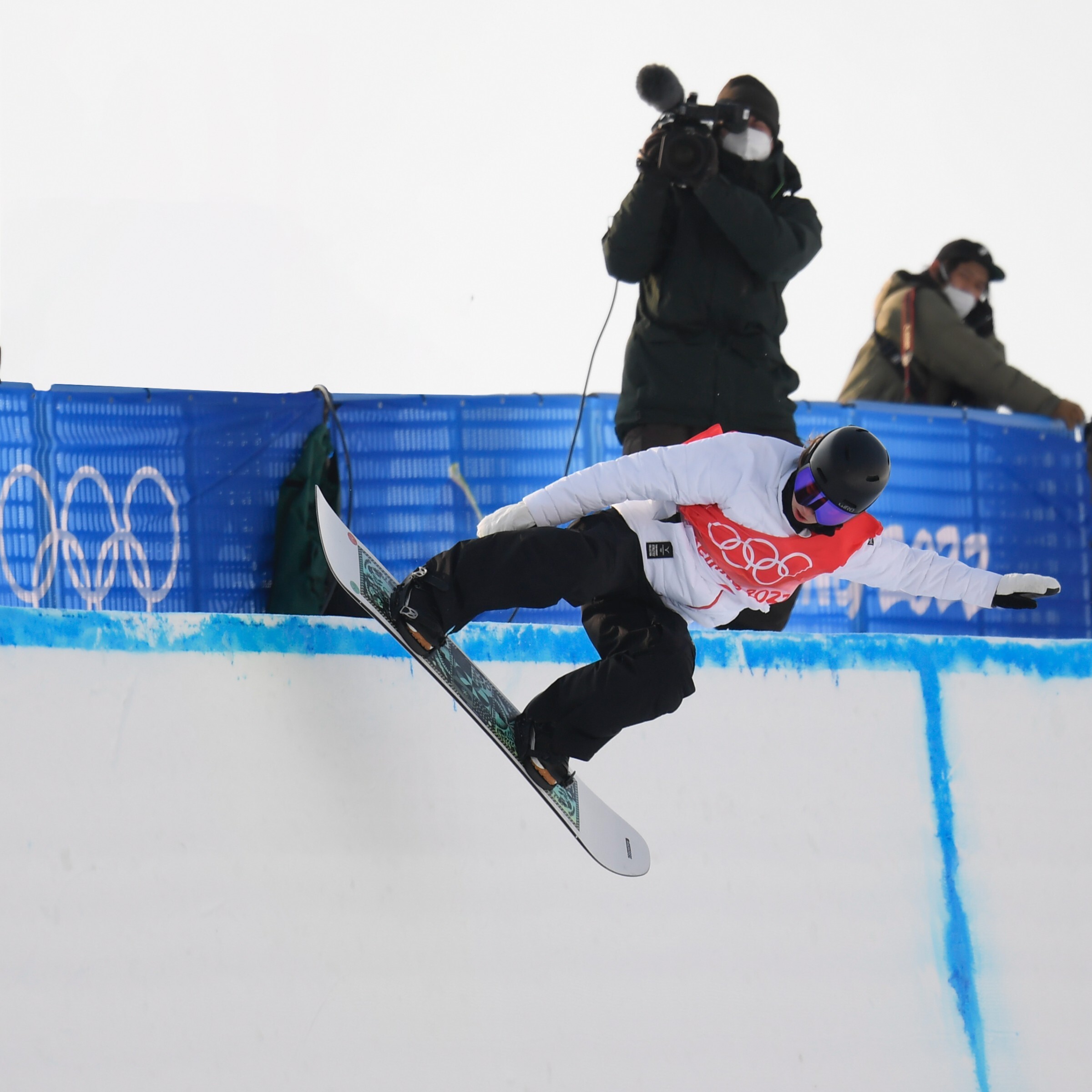 Kozuback Kamilla snowboard félcső