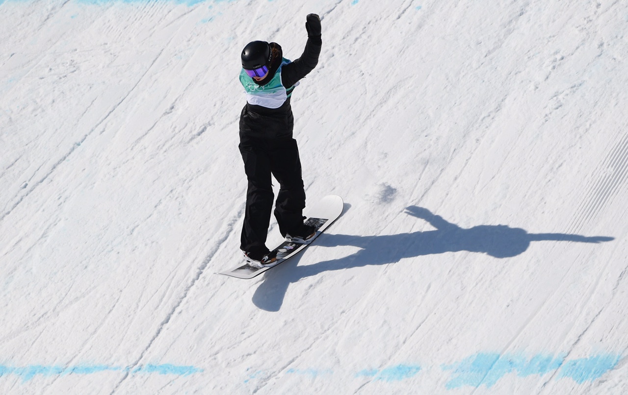 Kozuback Kamilla a snowboard Big Air selejtezőjében