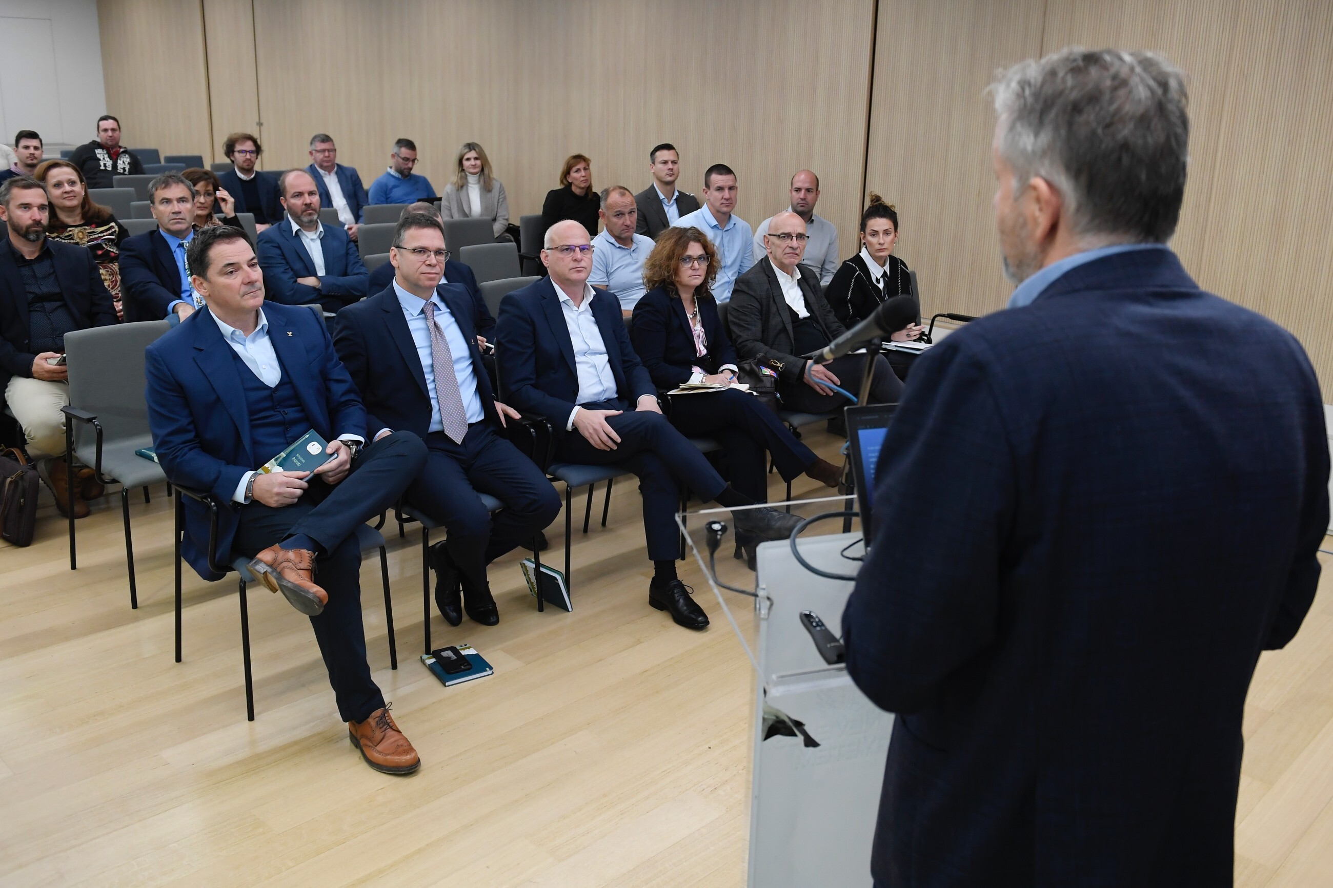 Főtitkári értekezlet Párizs jegyében (2023.12.01.)