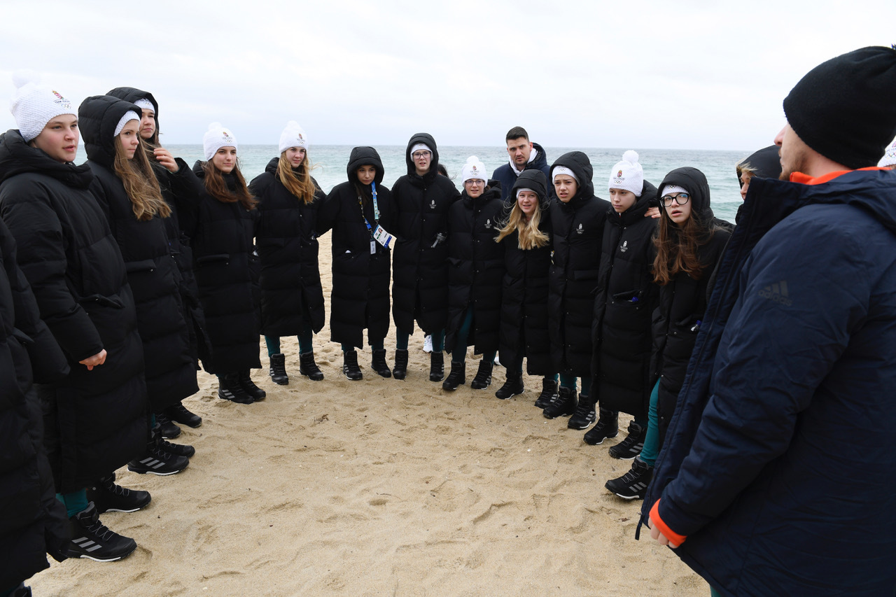 YOG 2024 - A hokisok tengerparti sétán (2024.01.18)