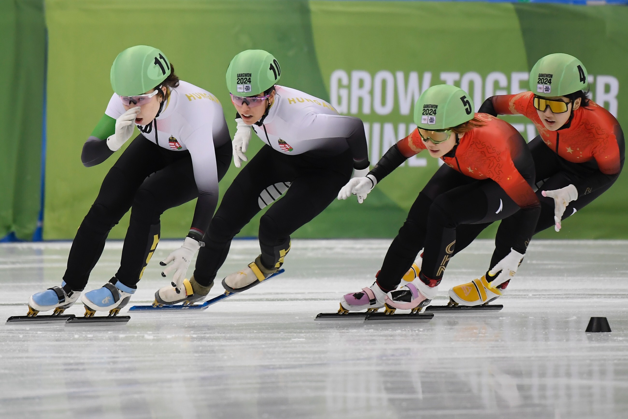 YOG2024 - Rövidpályás gyorskorcsolya 2000m vegyes váltó (2024.01.24.)