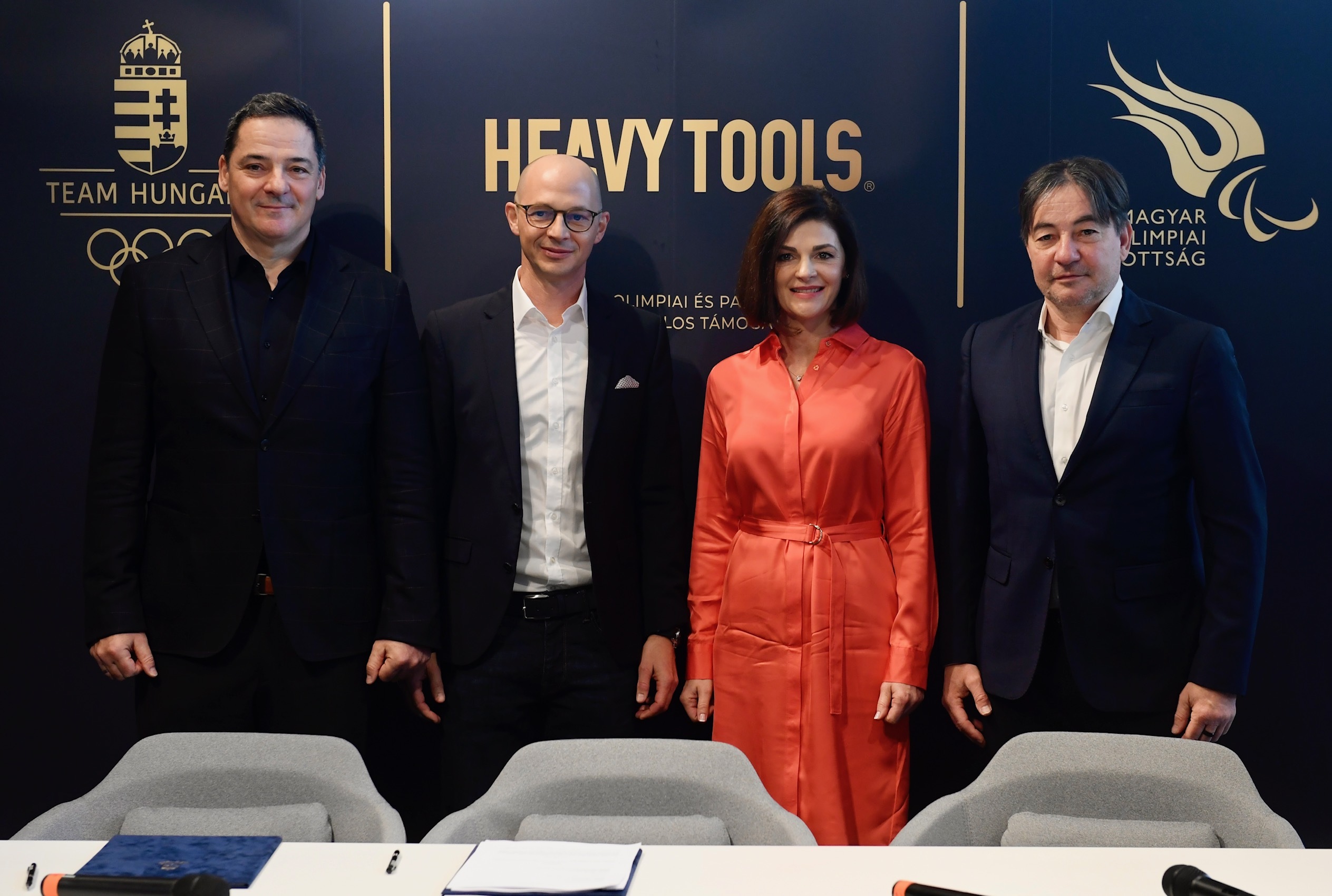 Sajtótájékoztató; A Heavy Tools tervezi a magyar csapat olimpiai felvonuló ruháit (2024.04.05.)