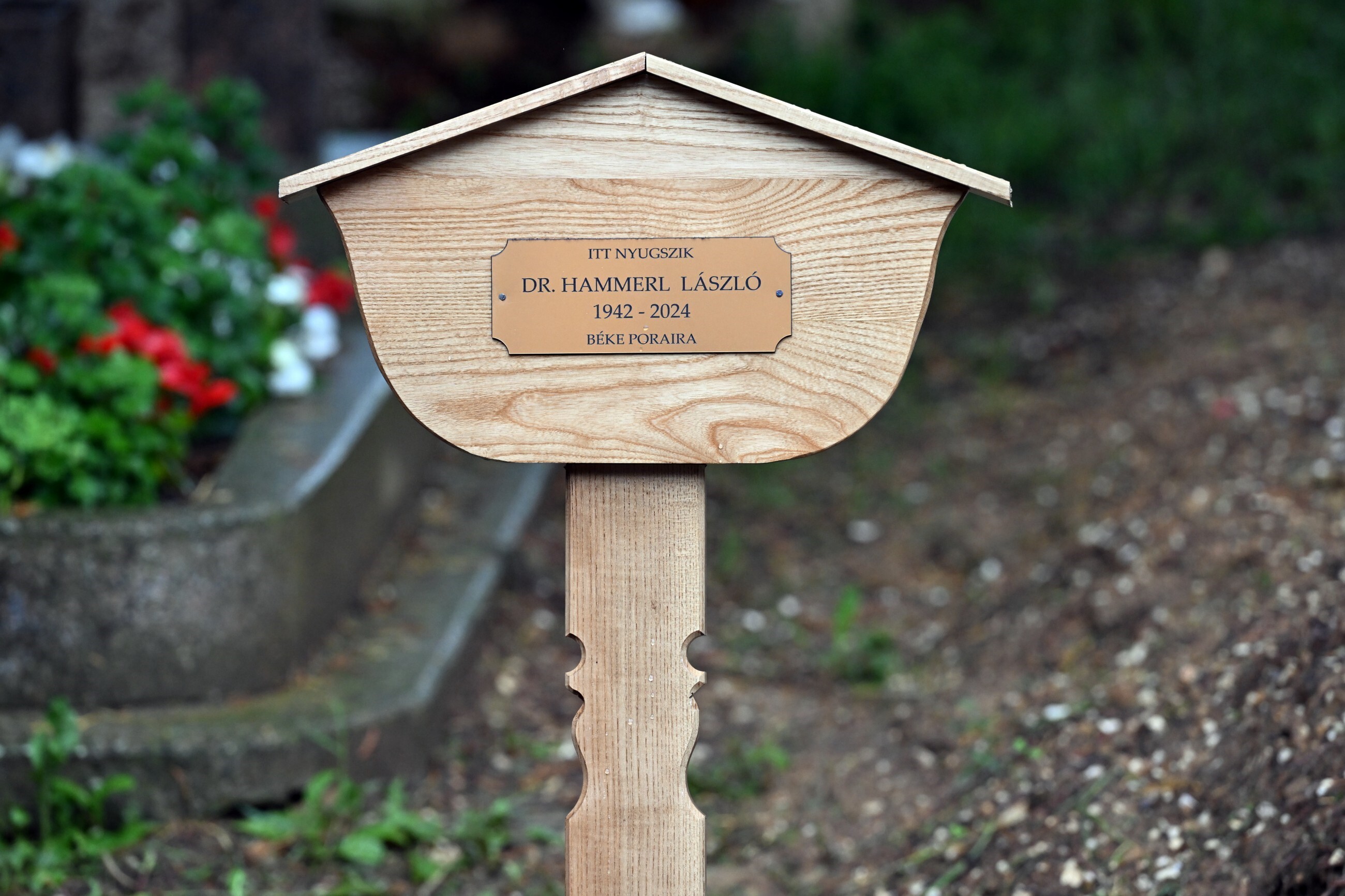 Elbúcsúztatták dr. Hammerl Lászlót (2024.06.10.)
