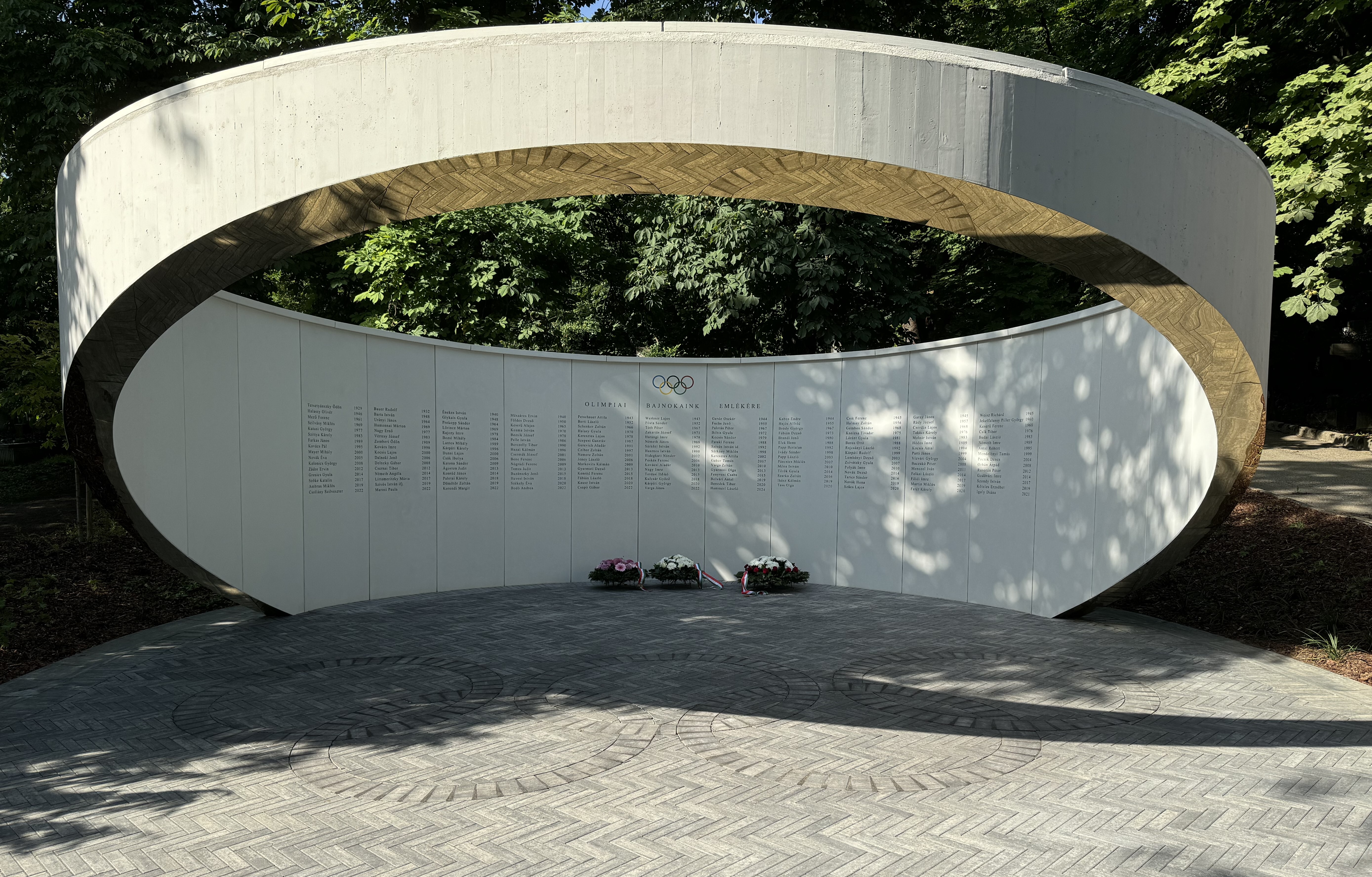 Felavatták az olimpiai bajnokok új emlékfalát (2024.07.10.)