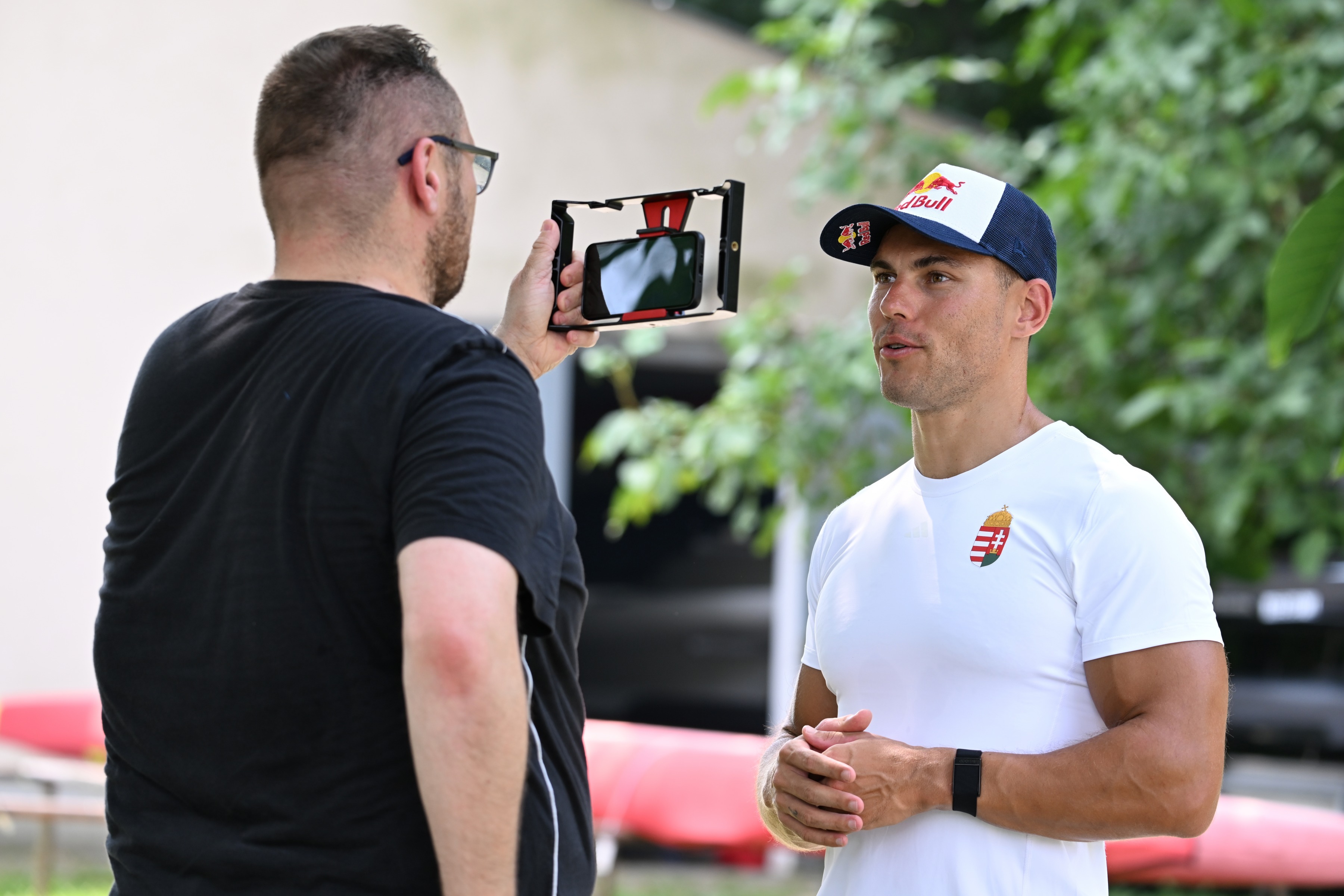 A MOB elnöke is meglátogatta a kajak-kenusokat Szolnokon (2024.07.16.)