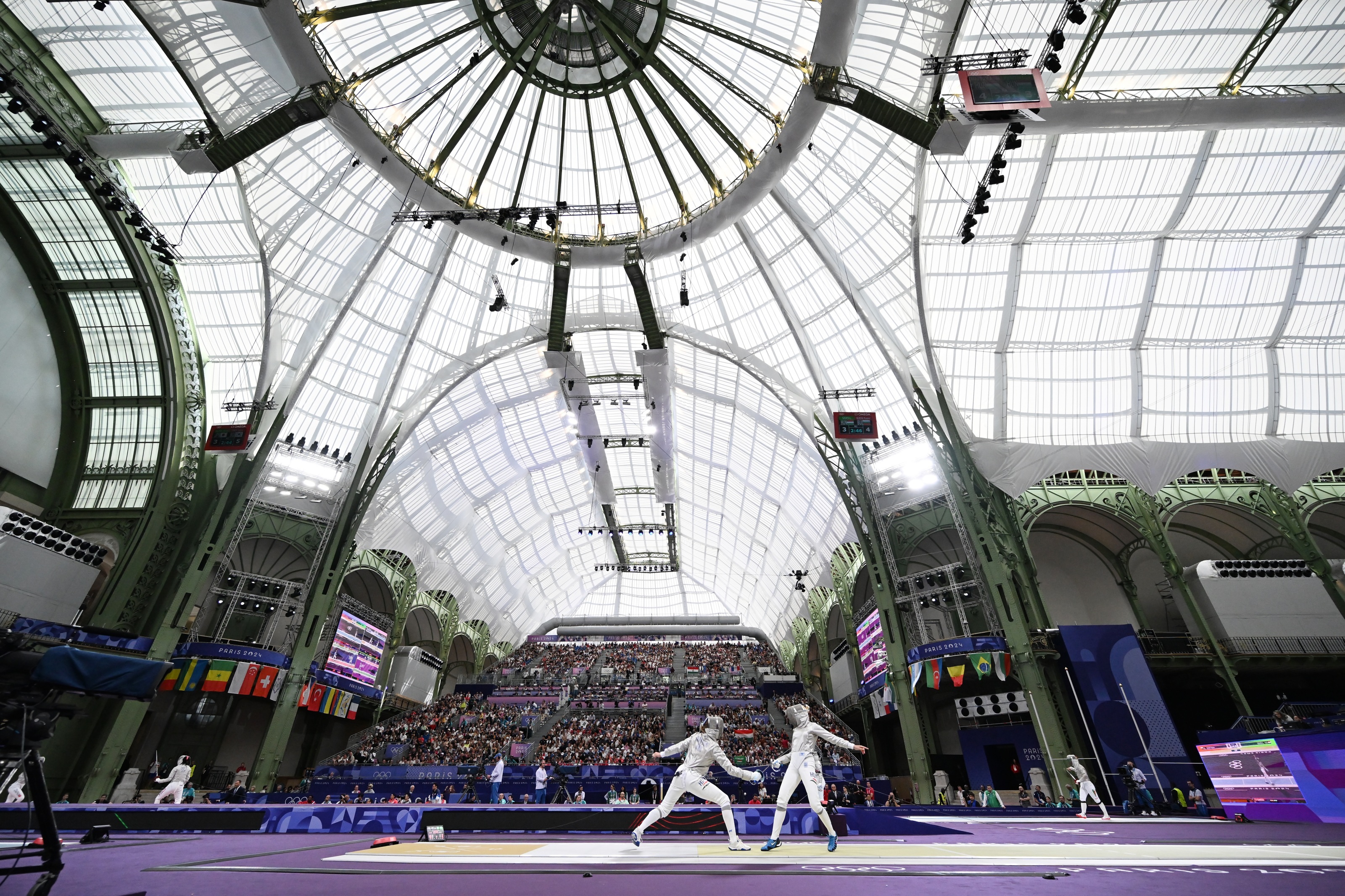 Vívók hétfői menetelése a Grand Palais-ban (2024.07.29.)