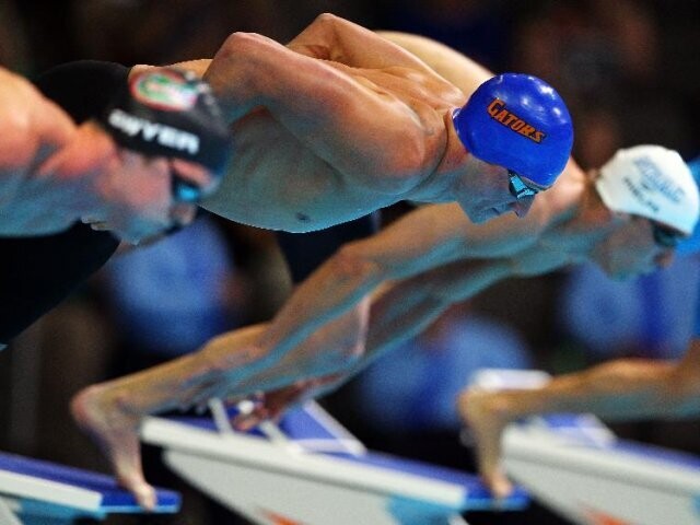 200m gyorson Phelps Lochte előtt