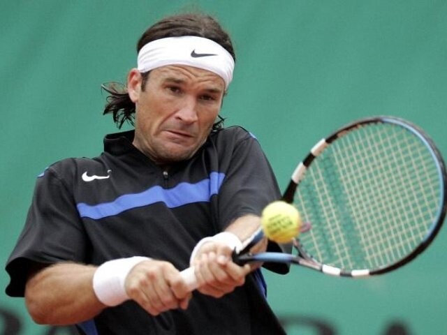 Carlos Moya a Tennis Classics vendégei között